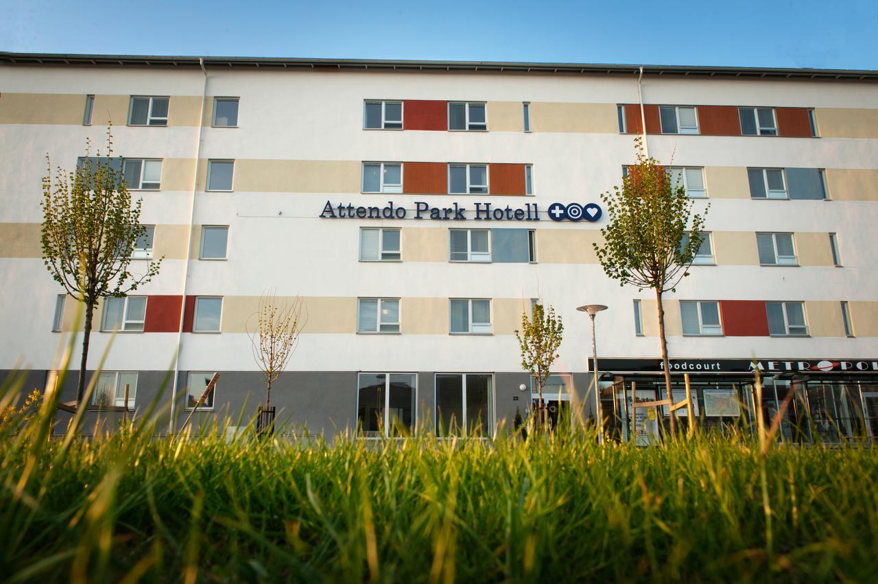 הודינגה Attendo Park Hotell מראה חיצוני תמונה
